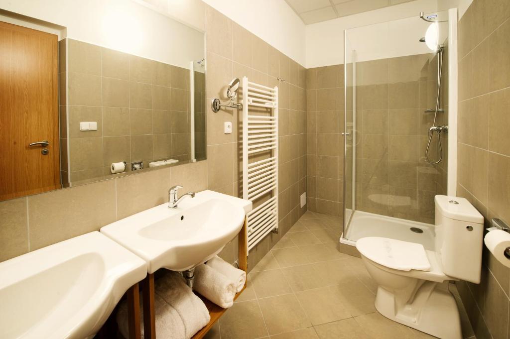 Hotel Farma Pelhrimov Ruang foto